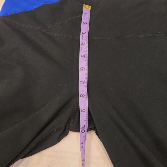 UnderArmour active wear pants - Picture 6 of 7